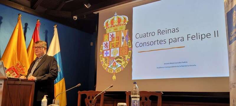 El cronista durante la conferencia/Jesús Ruiz Mesa.